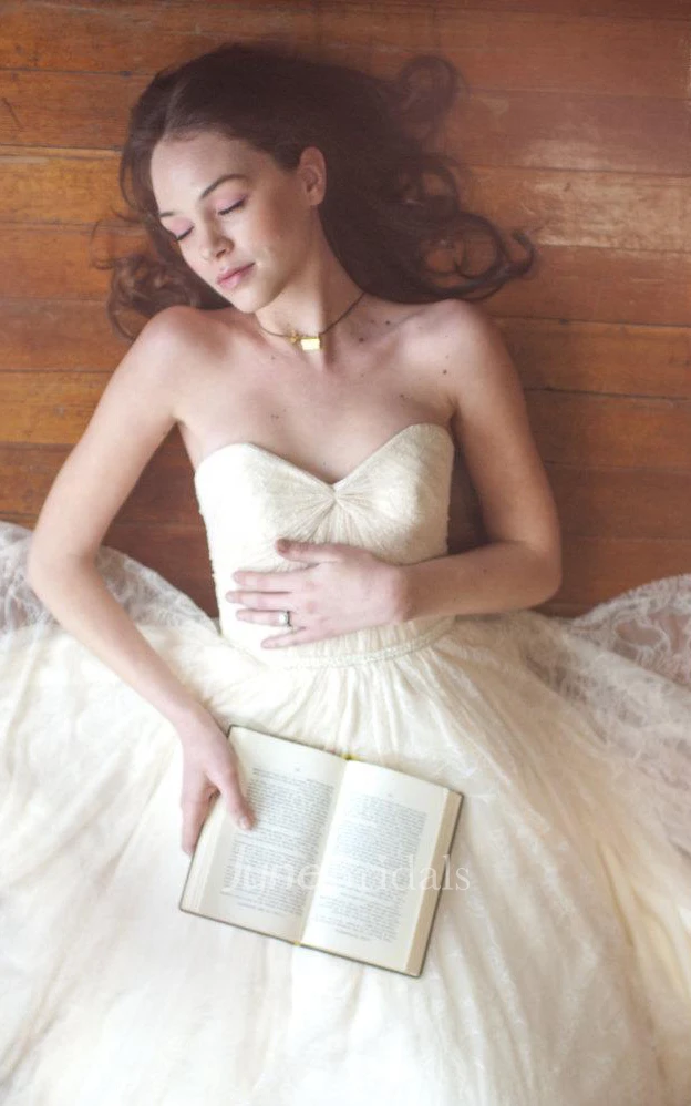 Long Sweetheart A-Line Lace Wedding Dress With Ruching and Pleats