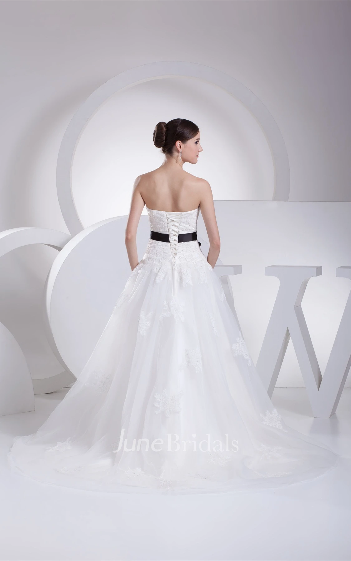 Sweetheart Tulle A-Line Gown with Appliques and Beaded Bow