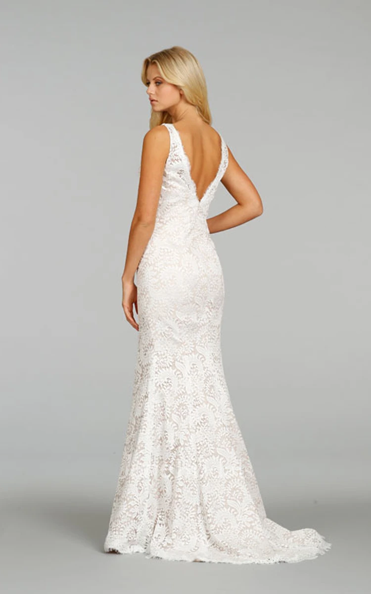 Classic Sleeveless V-Neck Floor Length Lace Dress