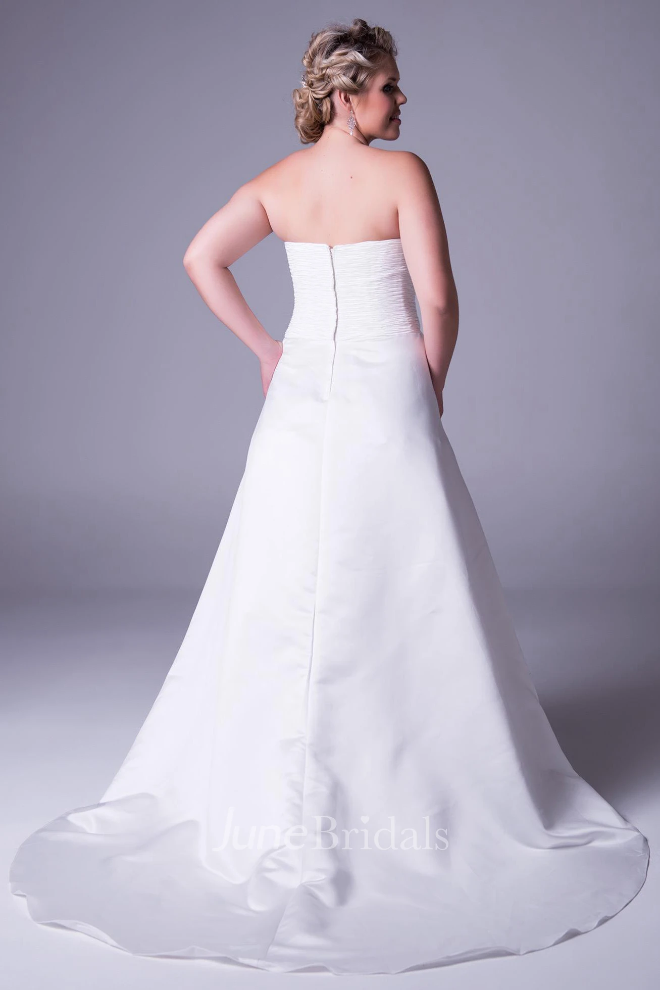 Floor-Length Strapless Satin Plus Size Wedding Dress With Ruching And Zipper