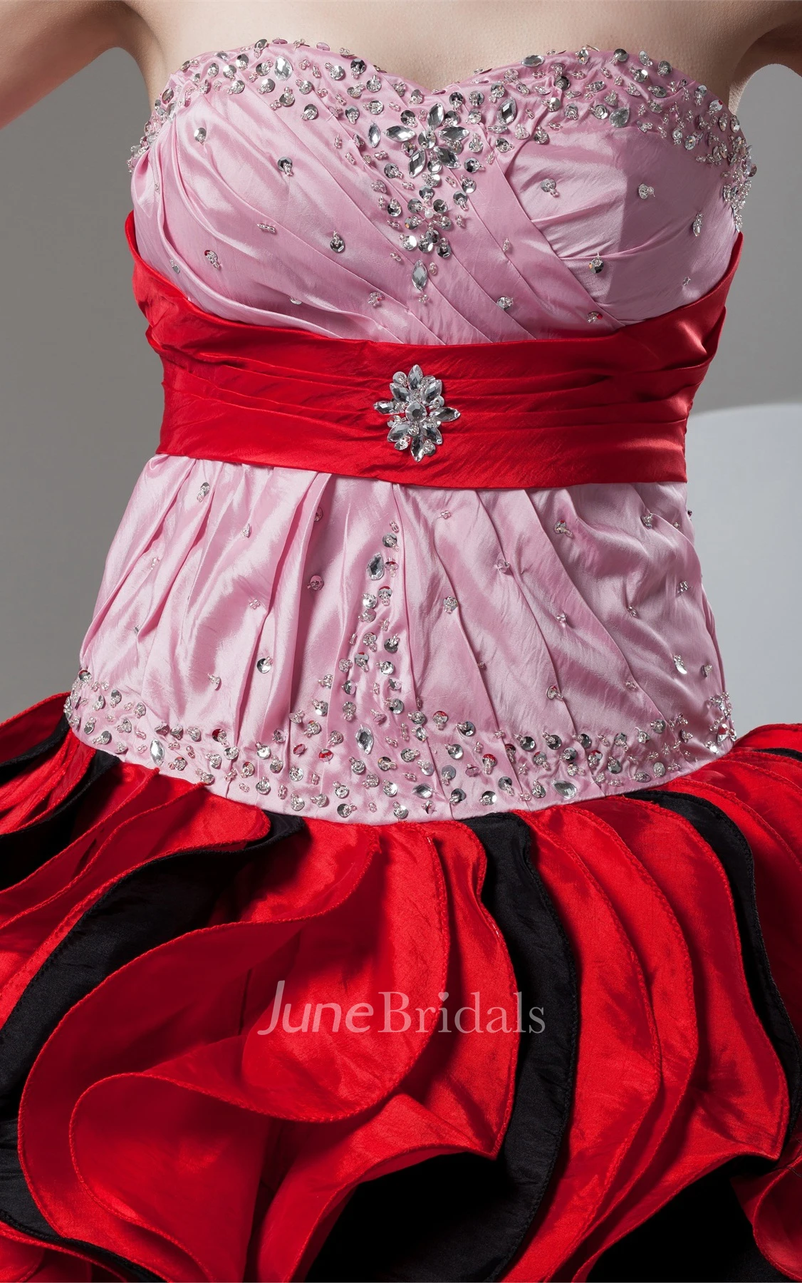 Mute-Color Ruffled Ball Dress with Broach and Stress