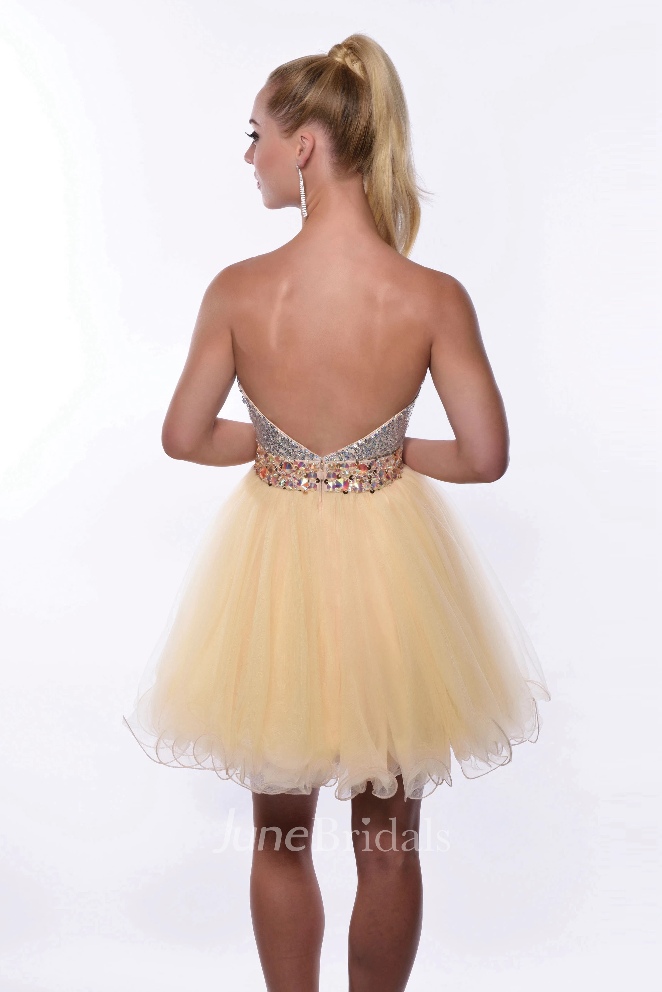 Tulle Sweetheart A-Line Short Homecoming Dress With Crystal Embellishment