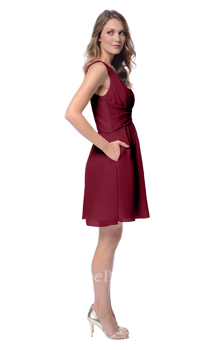 Sleeveless Classy Short Dress With Low-V Back