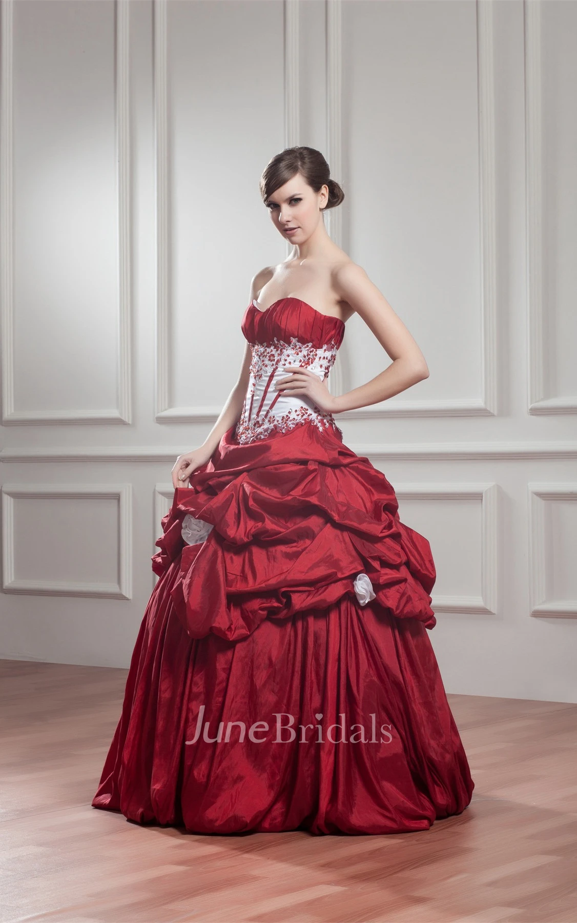 Sweetheart Pick-Up A-Line Ball Gown with Flower and Appliques