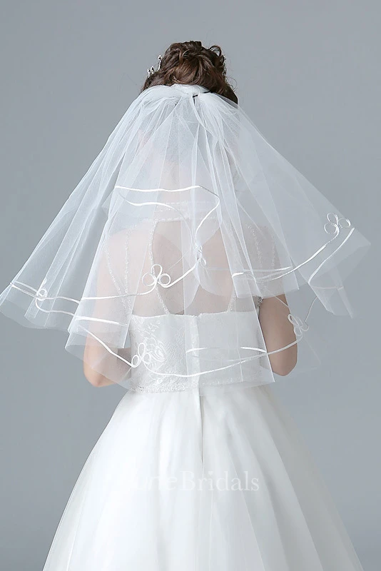 Short Single Layer Lace Flower Girl Veil