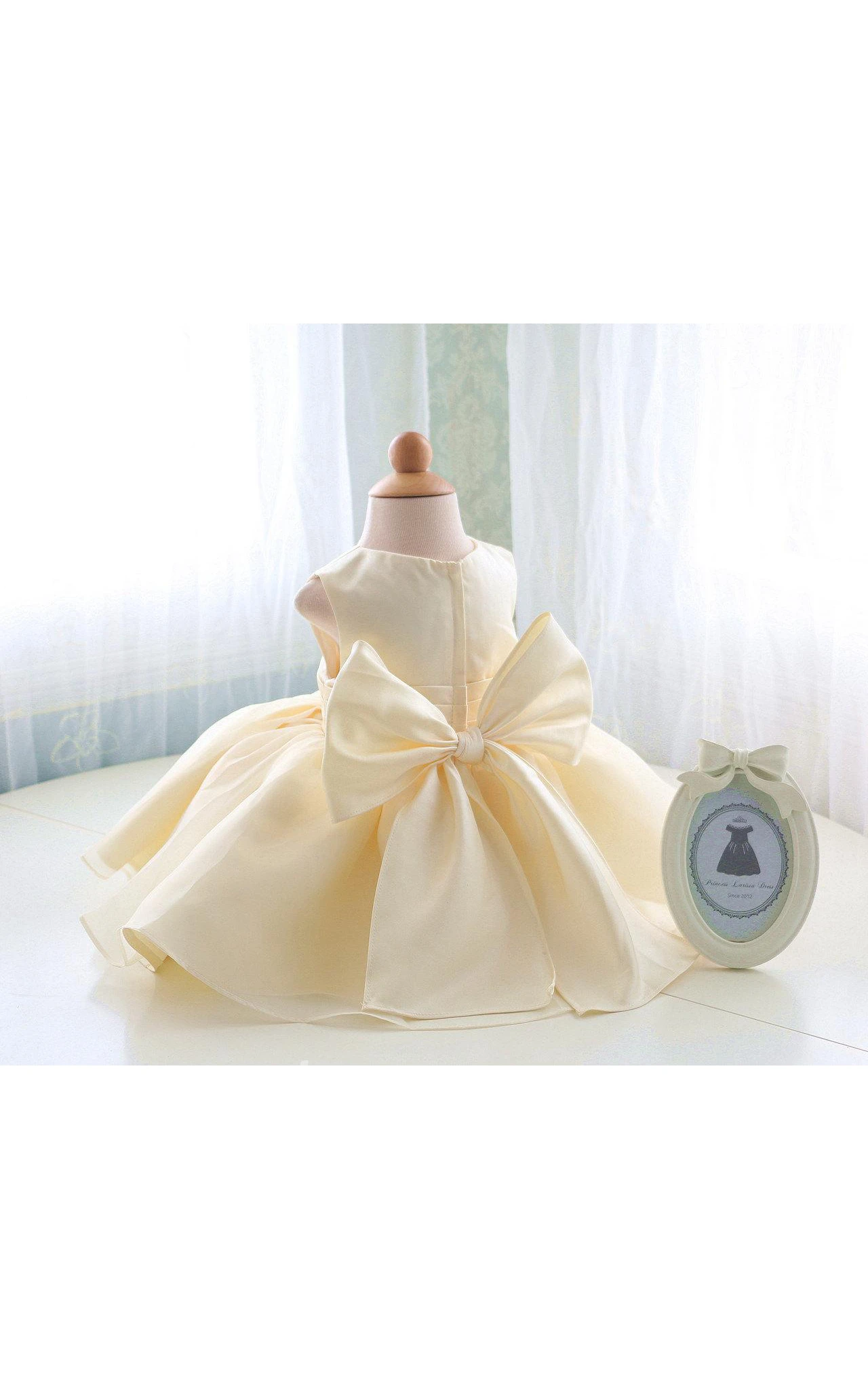 Sleeveless Jewel Neck Satin Bow Sash Organza Baby First Communion Dress