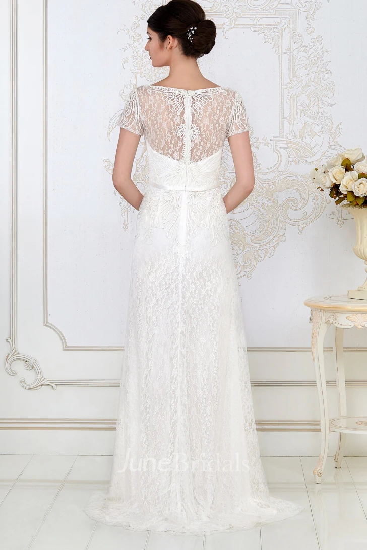 Scoop-neck Short Sleeve long Wedding gown With Beading And Lace