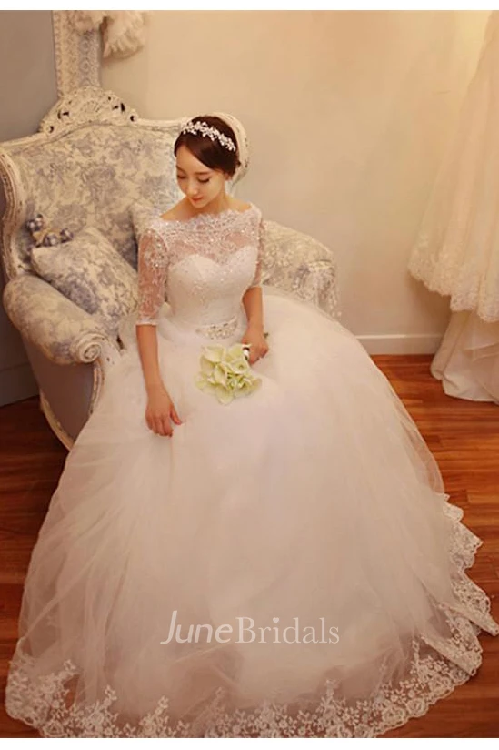 Glamorous Half Sleeve Lace Appliques Wedding Dress Princess Lace-up