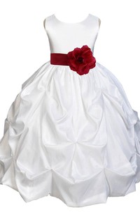 Sleeveless A-line Ruffled Dress With Flower and Bow