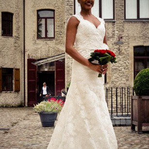 All over beaded lace trumpet best sale wedding dress