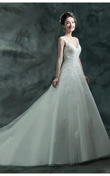 Gorgeous Sleeveless V-Neck Lace Appliques Wedding Dresses Long Train With Beadings