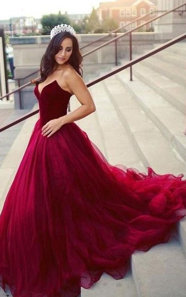 Romantic Ball Gown Tulle Strapless V-neck Sleeveless Prom Dress with Ruffles