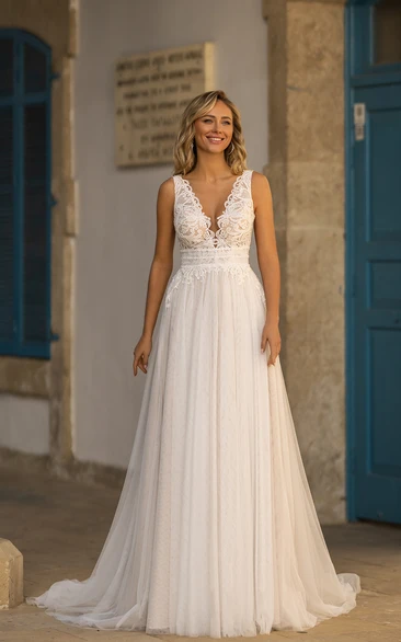 Plunging V-neck A-Line Tulle Sleeveless Romantic Empire Wedding Dress with Sweep Train