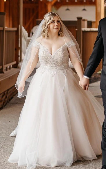 Romantic A-Line Straps V-neck Sleeveless Garden Plus Size Tulle Court Wedding Dress