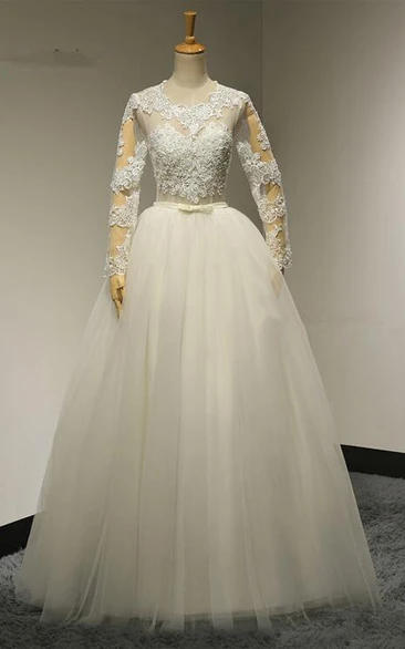 Jewel Neck Long Sleeve A-line Tulle Wedding Dress With Plts