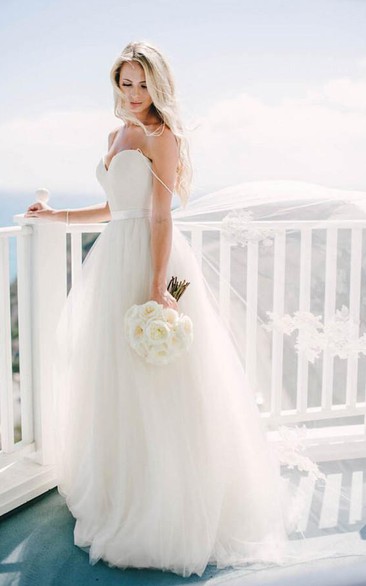 Modest Modern Beach A-Line Sweetheart Tulle Wedding Dress