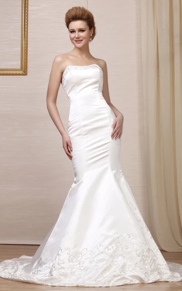 Strapless Mermaid Satin Gown With Embroideries