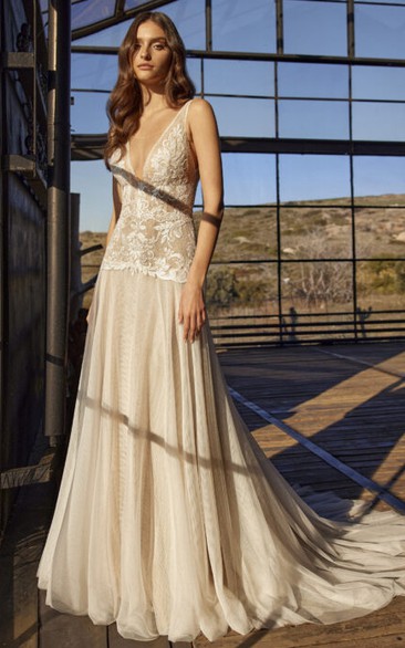 Modern Sleeveless A-Line Tulle Wedding Dress With V-neck And Low-V Back