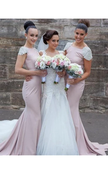 Elegant V-neck Cap Sleeve Tulle Wedding Dress With Lace Appliques