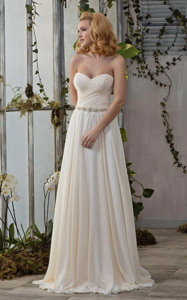 Sweetheart Criss-Cross Ruched A-Line Wedding Dress With Corset Back