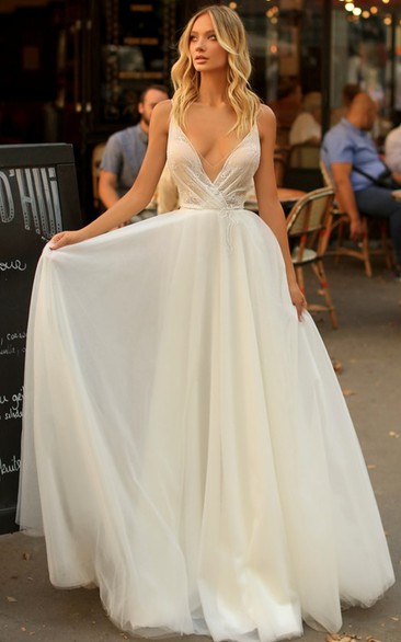 Sexy A Line Spaghetti V-neck Tulle Wedding Dress with Criss Cross and Train