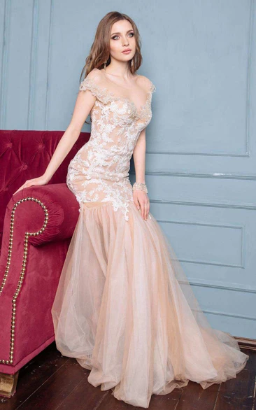 Illusion Cap-Sleeve Tulle Mermaid Dress With Appliques And Sweep Train