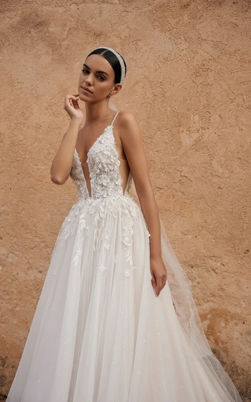 Sexy Spaghetti Strap Wedding Dress with Lace Applique Sequin Style Tulle Ruffle Court Train