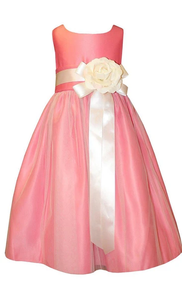 Sleeveless A-line Dress With Floral Waist