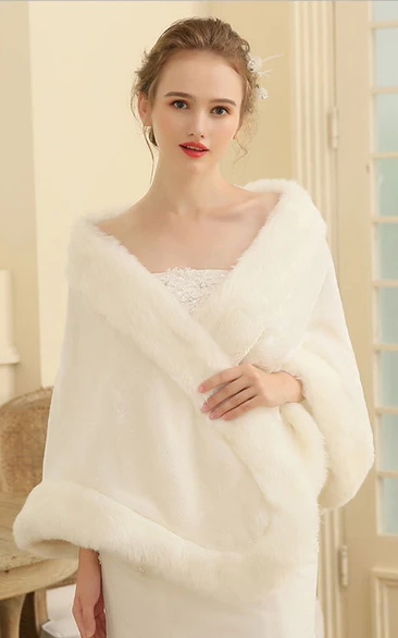 Ivory Faux Fur Bridal Wedding Dress Shawl
