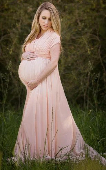 Maternity Short Sleeve Floor-Length Dress With Brush Train