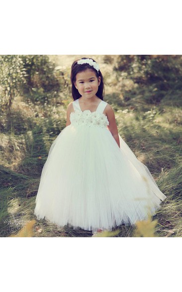Simple Sleeveless Flower Bust Pleated Tulle Ball Gown