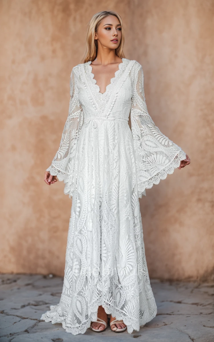 Casual Beach Boho Lace Bell Sleeve Wedding Dress Modest A-Line V-Neck Elegant Illusion Informal Sweep Train Bridal Dress