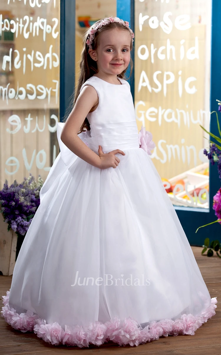 Cute High-Neck Sleeveless Flower Girl Dress With Bowknot