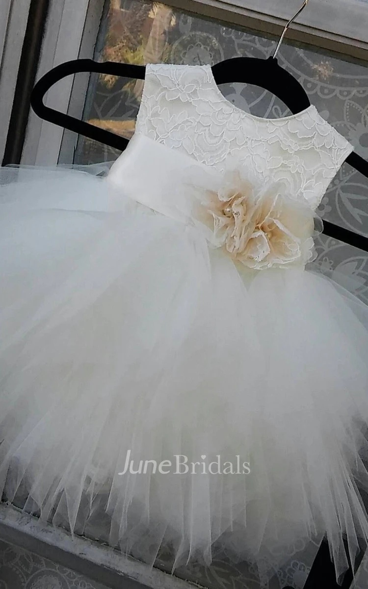 Sleeveless Scoop Tulle Dress With Flower Sash and Lace Bodice
