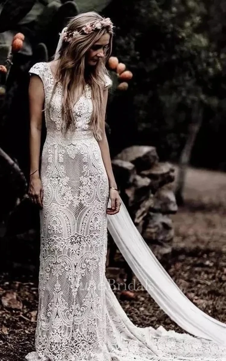 Vintage Country Mermaid Boho Lace Wedding Dress Rustic Floral Cap Sleeve V-Neck Deep-V Back Barn Bridal Gown with Court Train