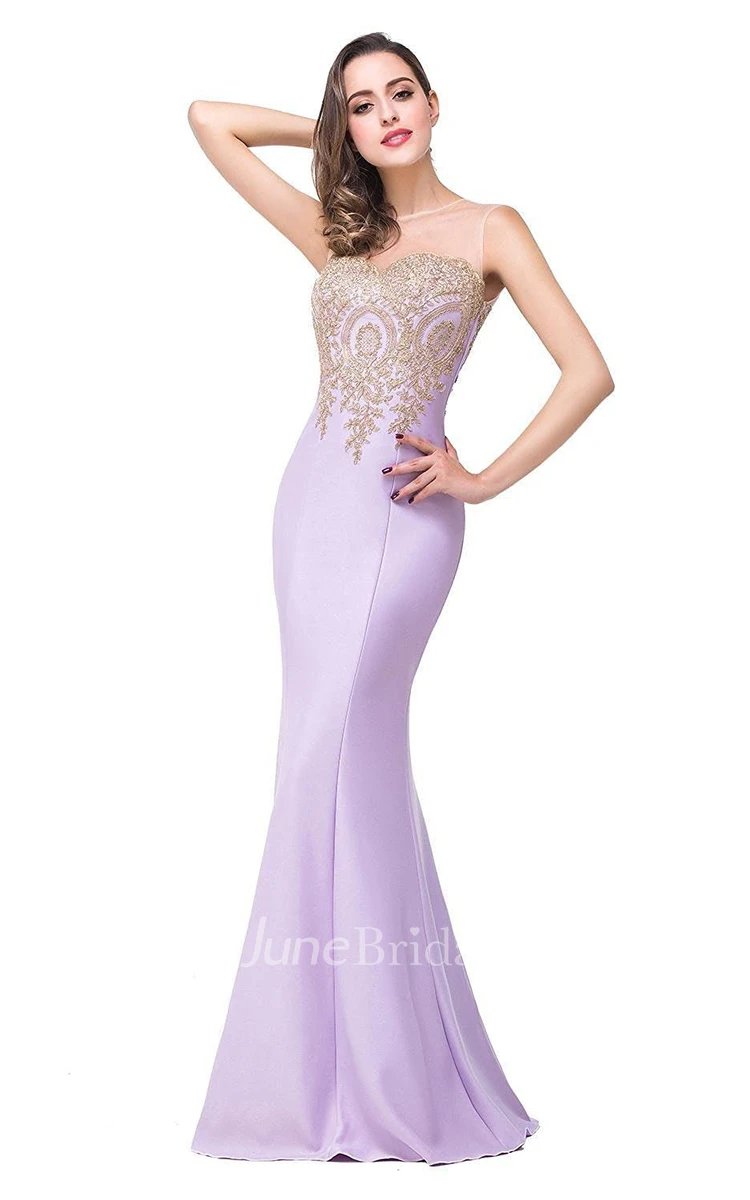 Stunning Sleeveless Satin Dress with Lace Appliques