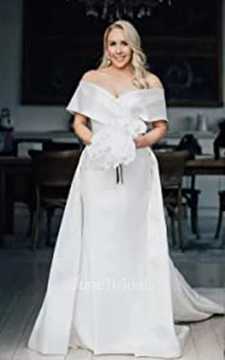 A-Line Off-the-shoulder Satin Wedding Dress Simple Casual Sexy Romantic Beach Garden With Open Back And Short Sleeves 