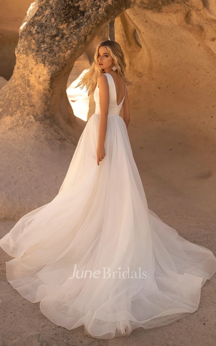 Sleeveless V-neck And V-back Tulle A-line Wedding Dress With Button Details
