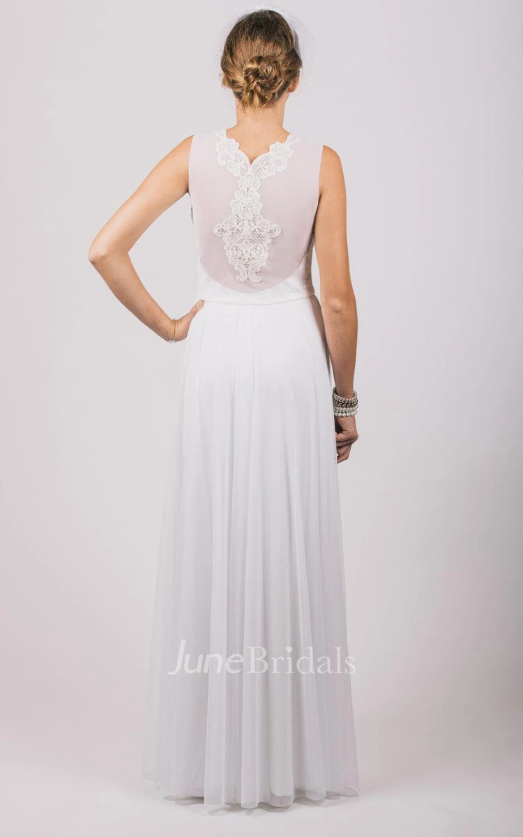 Simple V-Neck Tulle Wedding Dress With Beading Belt