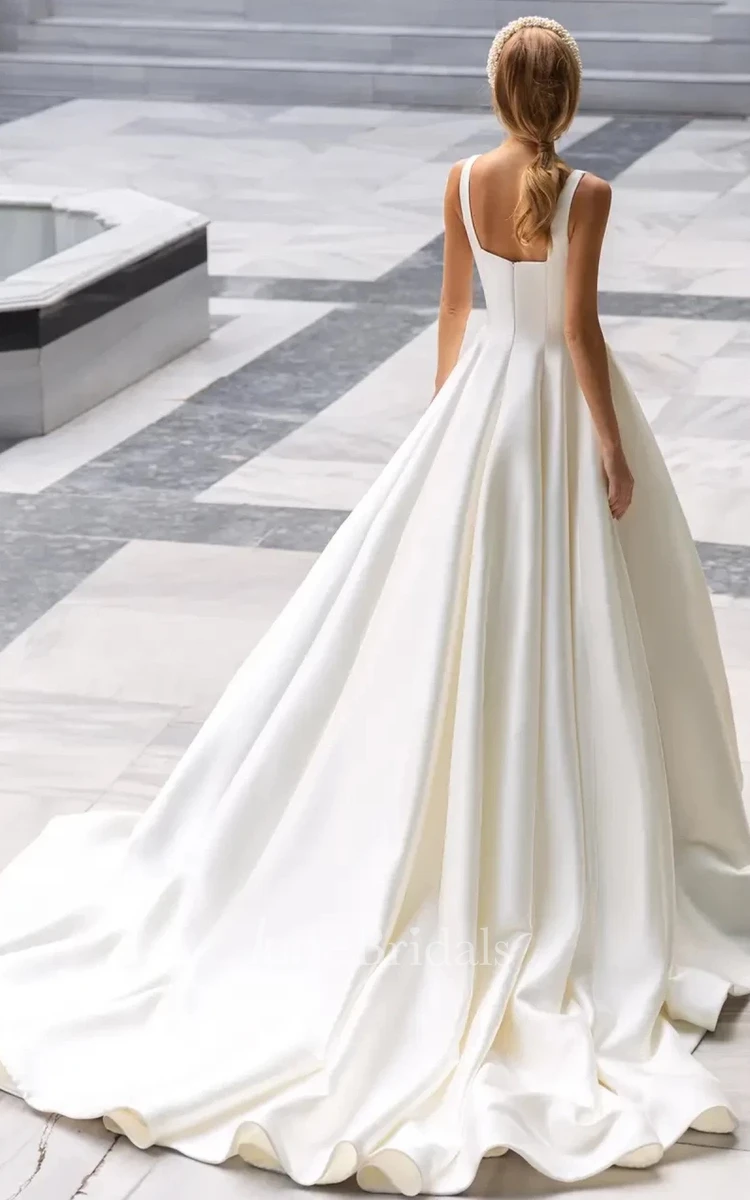 Simple Modest A-Line Square Neck Satin Wedding Dress Modern Elegant Sleeveless Court Train Debutante Evening Party Gown