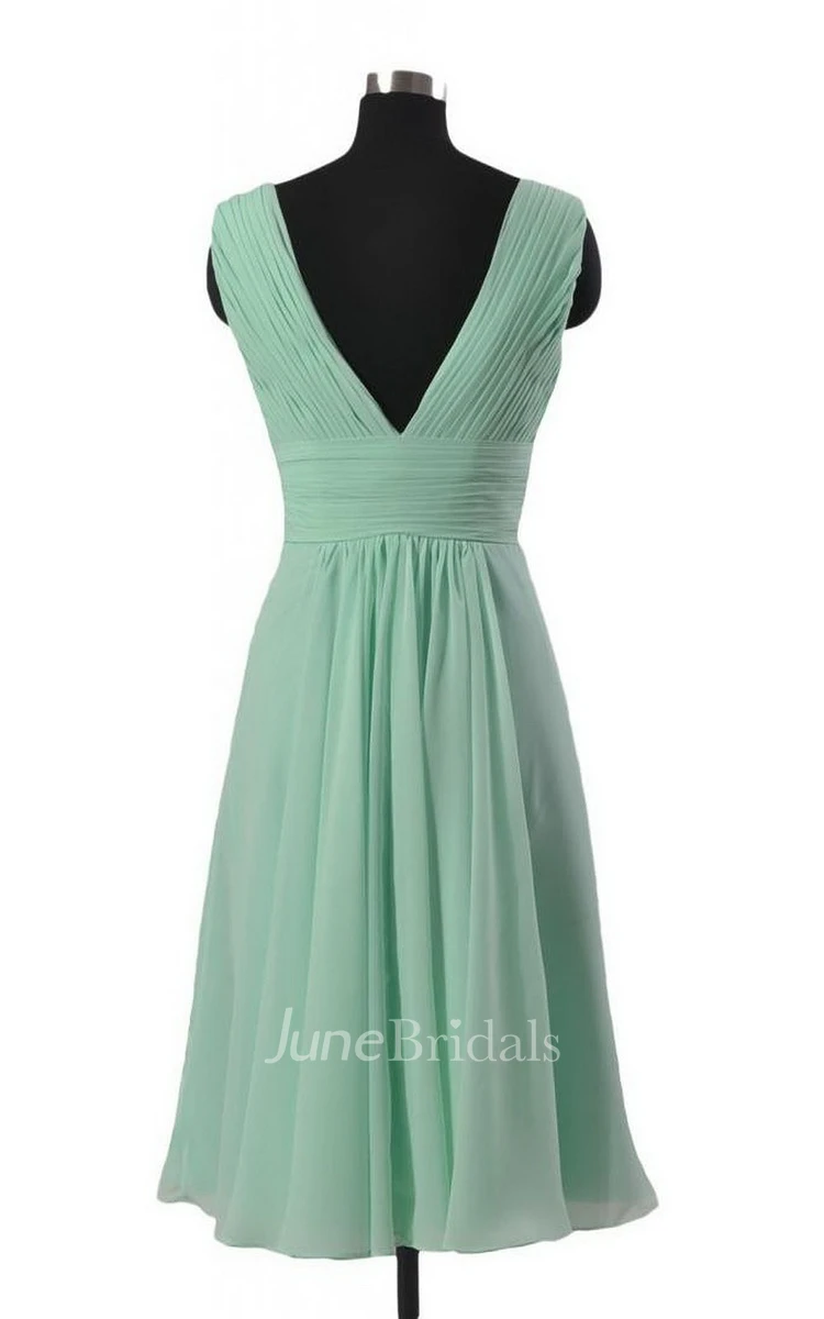 Simple V-neck Pleated A-line Gown With Ruched Band