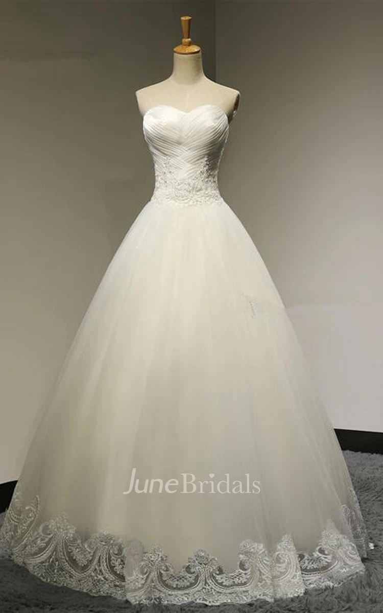 A-line Floor-length Organza Wedding Dress With Ruching And Appliques 