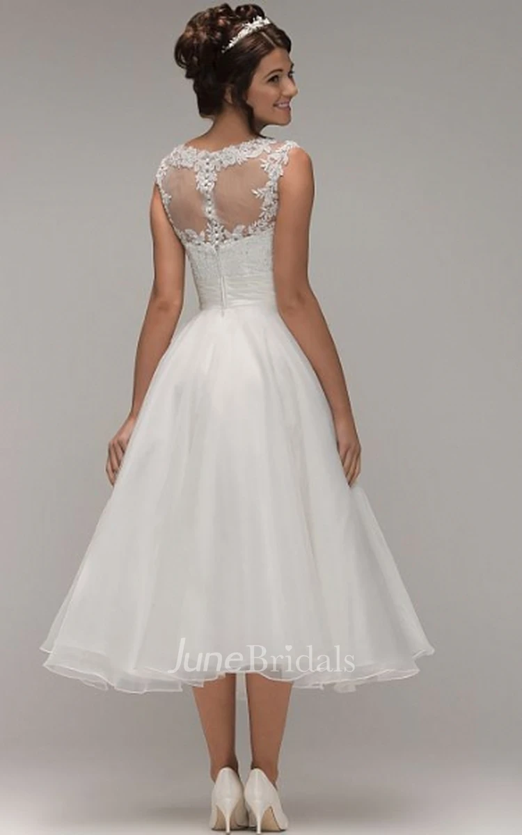 A-Line Tea-Length Scoop-Neck Sleeveless Organza Wedding Dress With Appliques And Keyhole