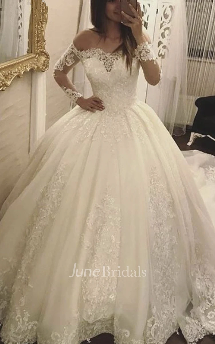 Long Sleeve Luxury Off-the-shoulder Illusion Lace Ballgown Wedding Dress With Keyhole Back