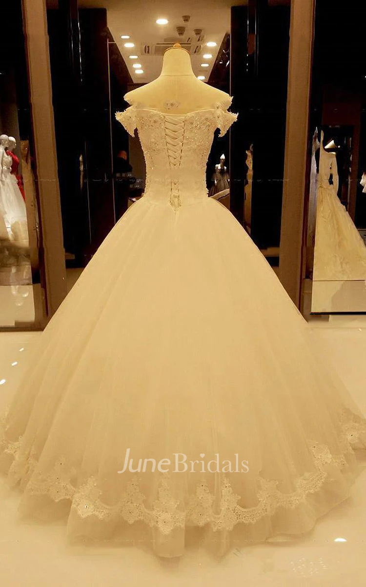 Stunning Off-the-Shoulder Tulle Lace Wedding Dress Ball Gown With Beadings