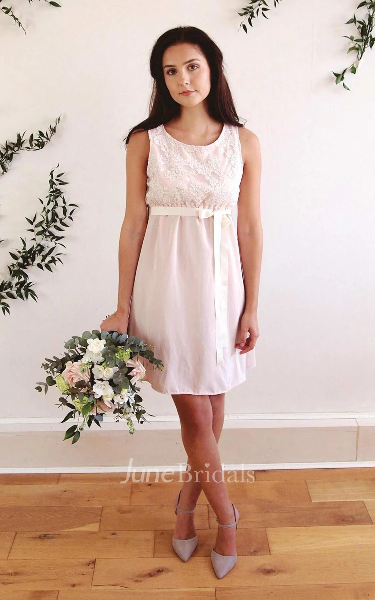 Knee-Length Scoop Sash Ribbon Lace Wedding Dress