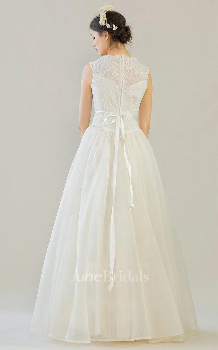 Jewel Neck Sleeveless A-Line Lace Wedding Dress With Flower