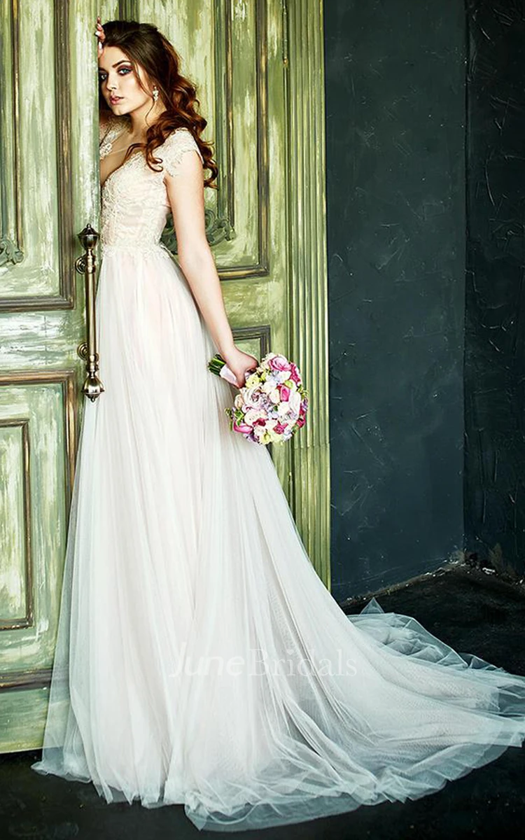 Deep-V-Neck Cap-Sleeve Tulle Dress With Lace Top And Sweep Train