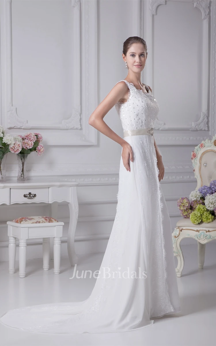 Country-Style Sleeveless Sheath Dress with Appliques and Broach