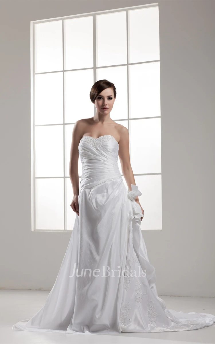 Sweetheart Criss-Cross Pick-Up Gown with Appliques and Flower